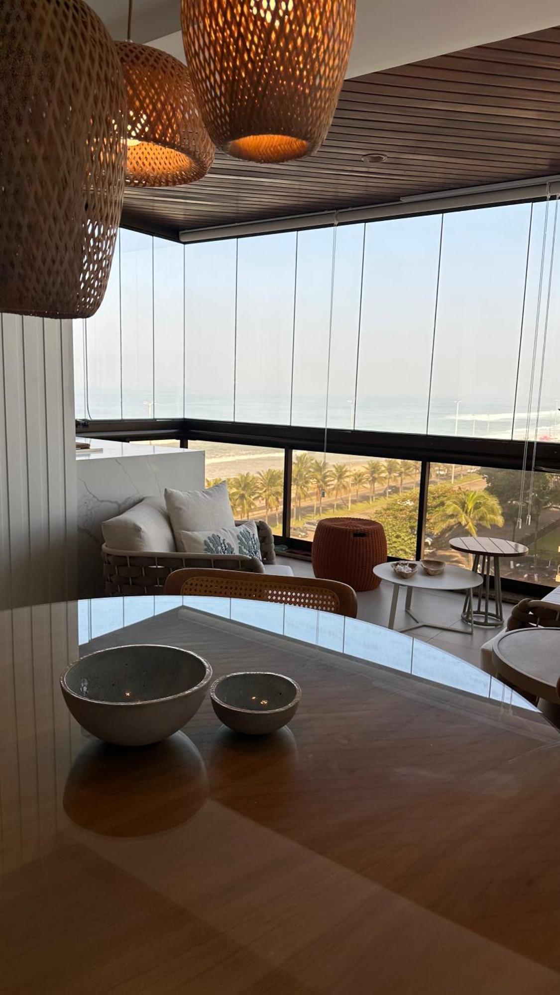 Lindo Apto No Melhor Lugar Da Barra Da Tijuca! Com Uma Vista De Tirar O Folego, Frente Para O Mar! Totalmente Equipado E Decorado Ao Lado Dos Melhores Hoteis E Quiosques Da Barra! Portaria 24H, Piscina, Sauna, Jacuzzi, Academia, Garagem, Wi-Fi, Lavan Rio de Janeiro Exterior photo